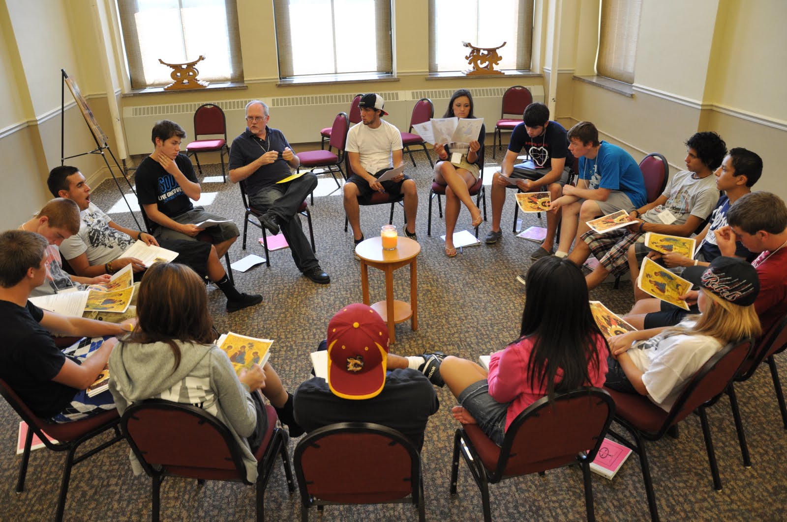 Br. Dan Lydon, CSV, leads one of the small group sessions.