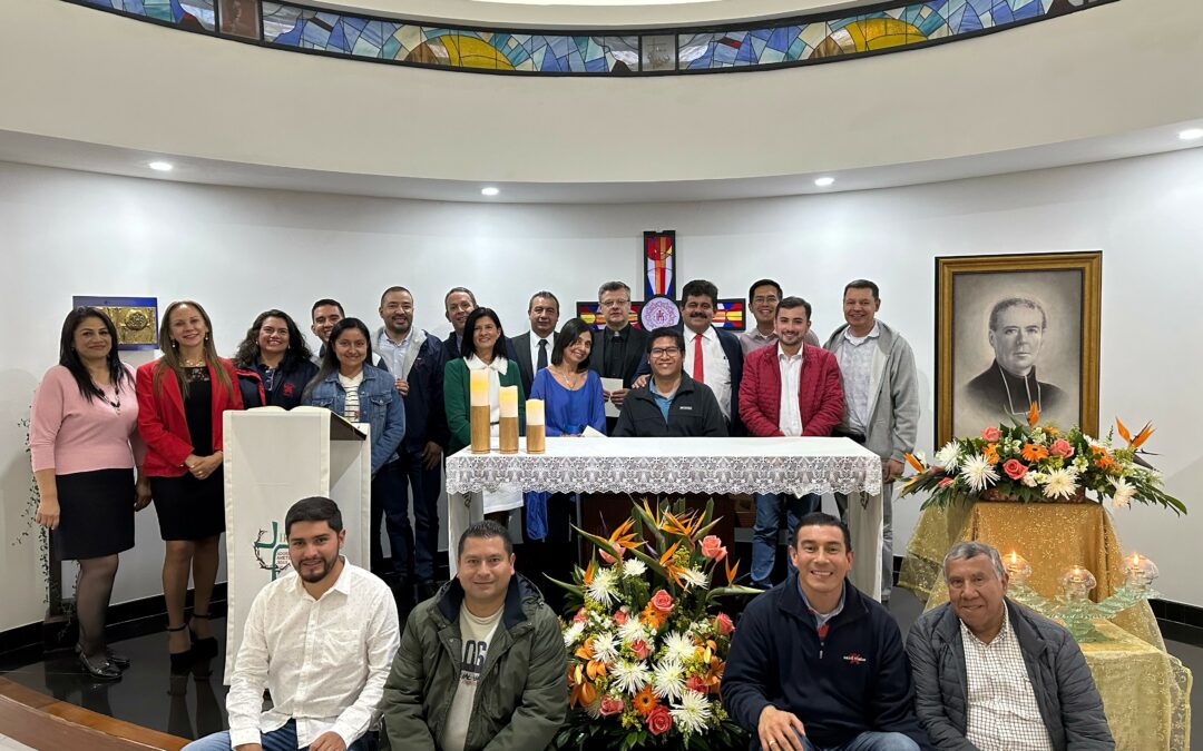 Colombians Gather to Honor Our Founder