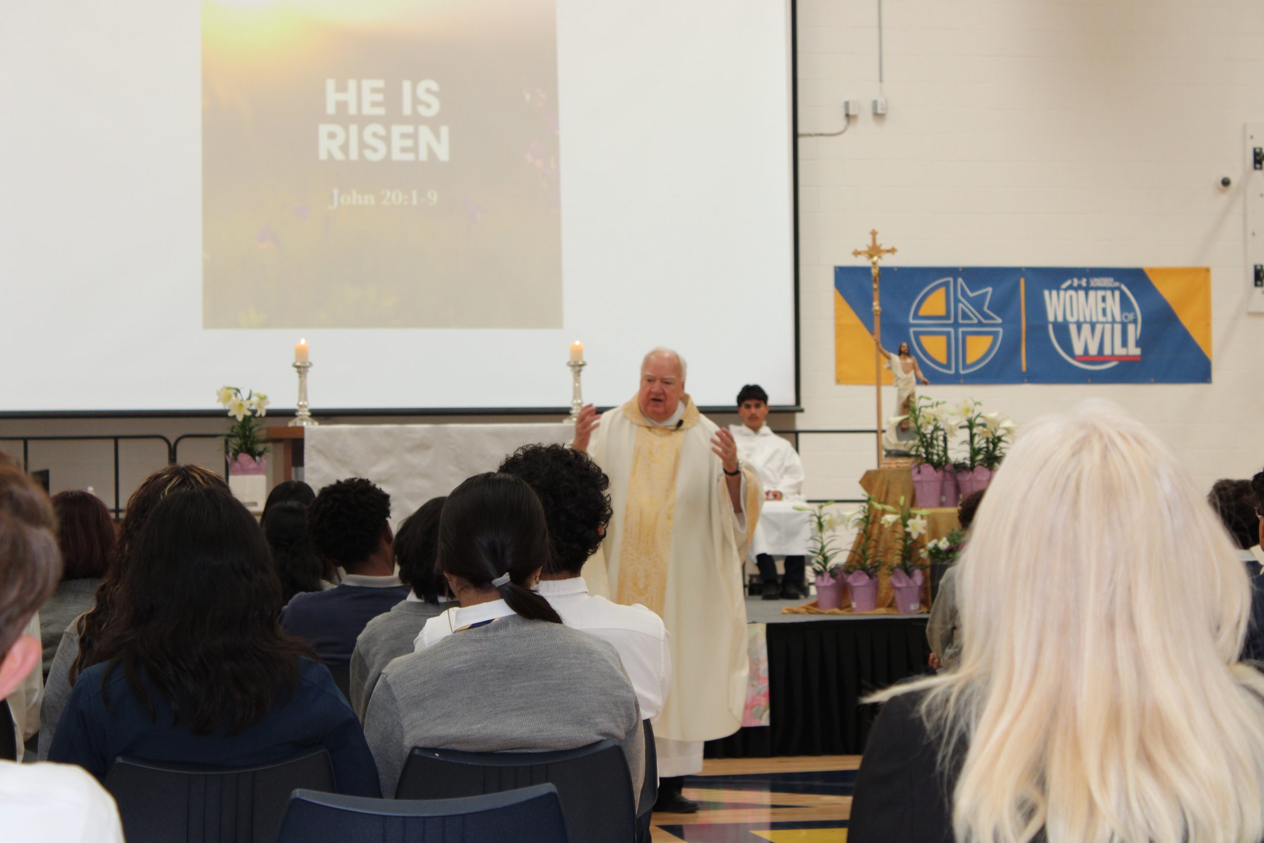 Fr. Robert M. Egan Celebrates Mass at Cristo Rey St. Viator