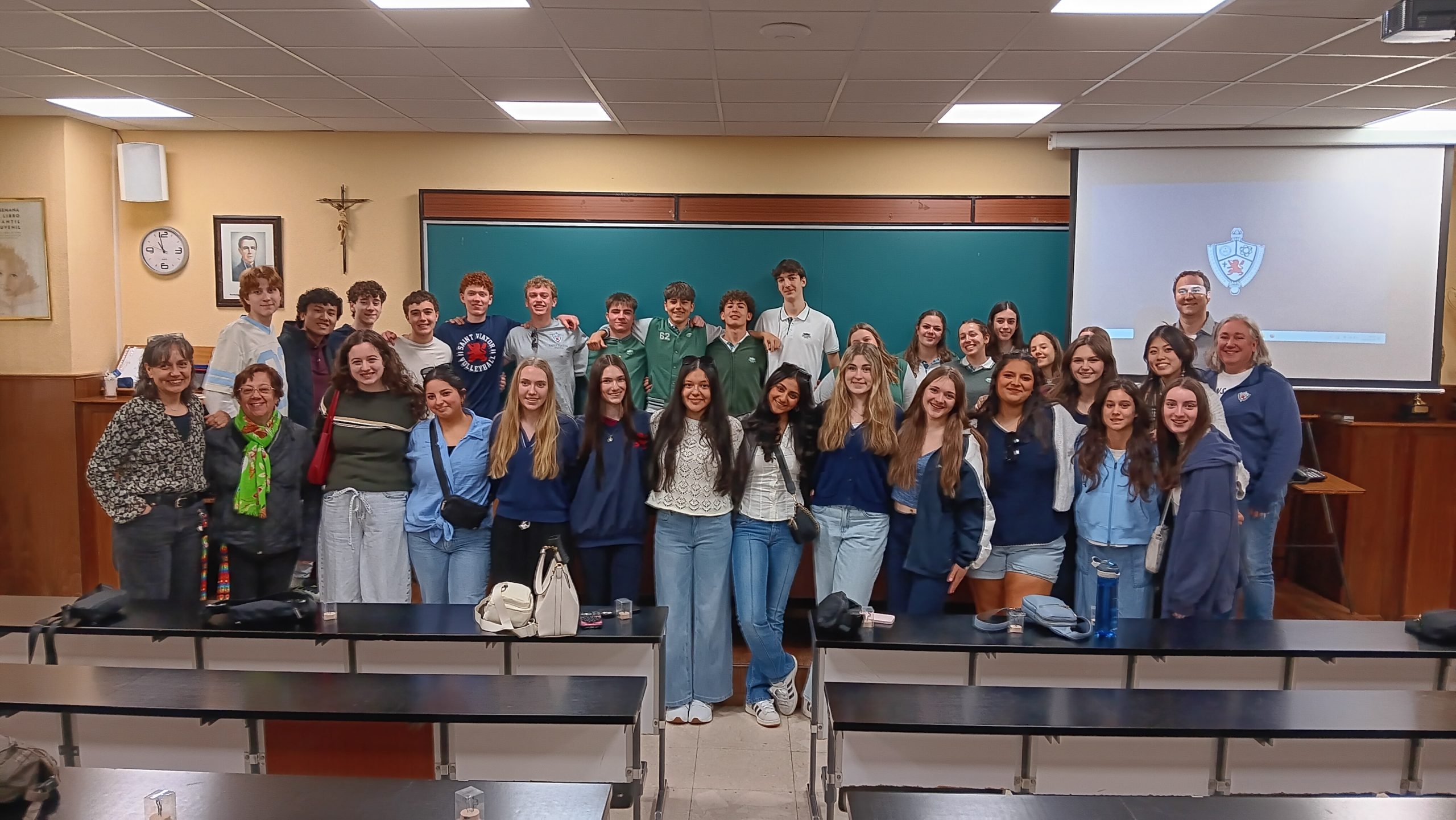 US Students Find Fast Friends on Spain Trip US Students Find Fast Friends on Spain Trip