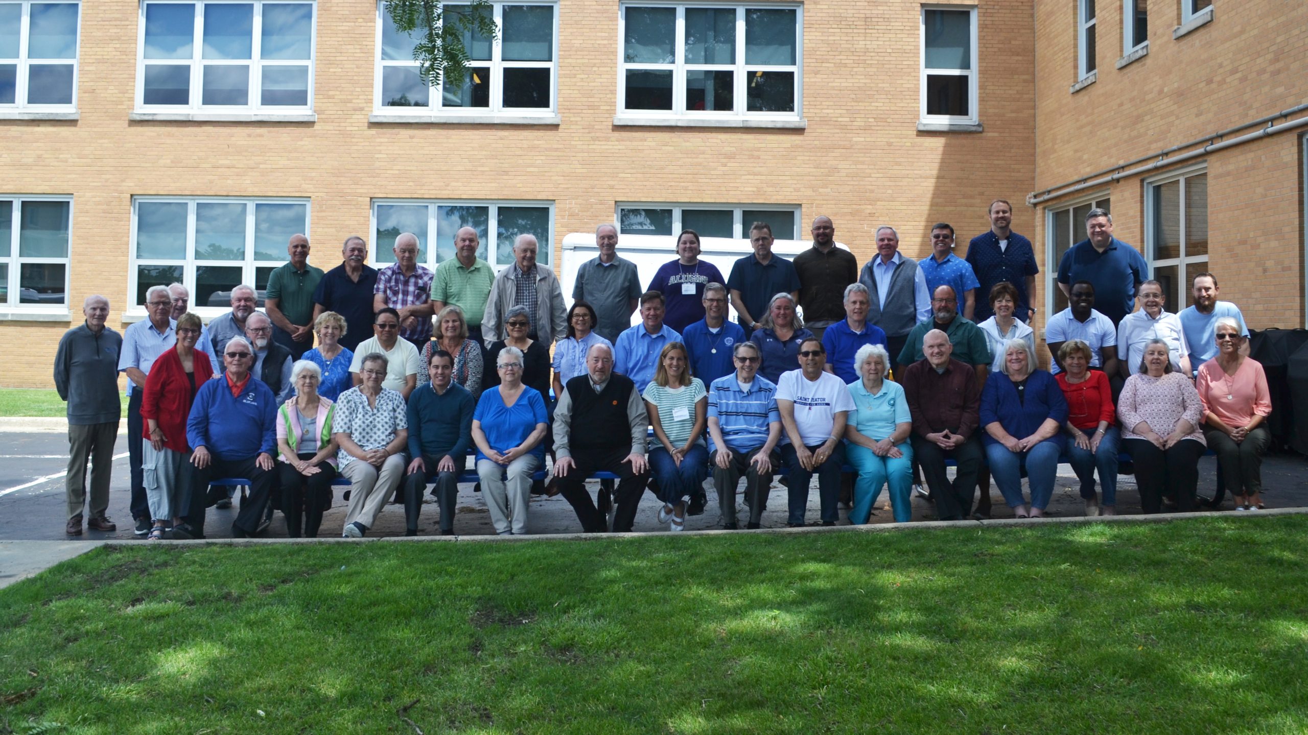 FEATURE: The Teams that Sustain the Viatorian Community FEATURE: The Teams that Sustain the Viatorian Community